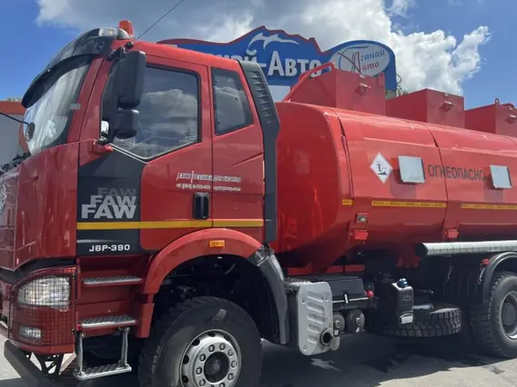 Автотопливозаправщик FAW J6 2026 года новый фото 4