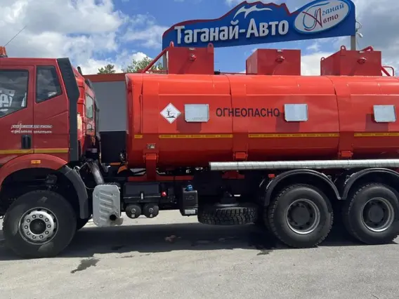 Автотопливозаправщик FAW J6 2026 года новый