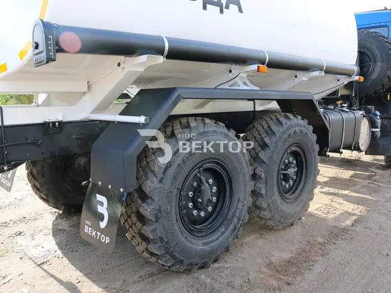 Пищевая автоцистерна АЦПТ Камаз 43118  б/у фото 9