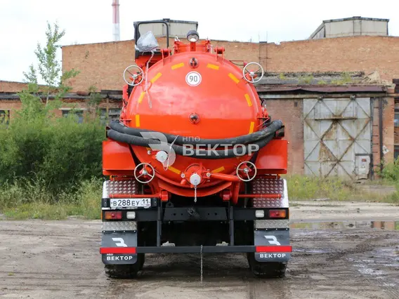 Нефтевоз Урал 4320  б/у фото 6