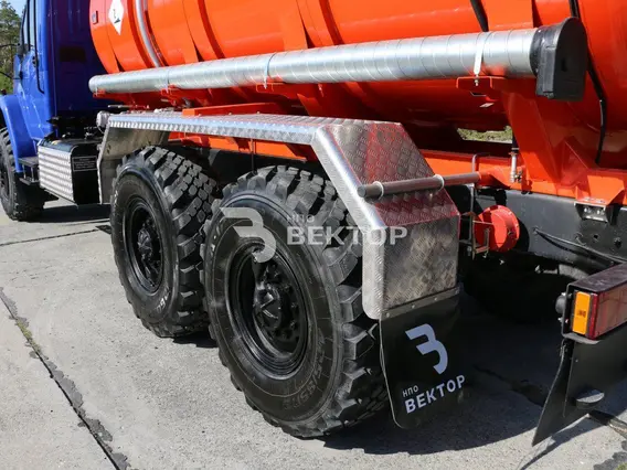 Нефтевоз Урал 4320 NEXT  б/у фото 18