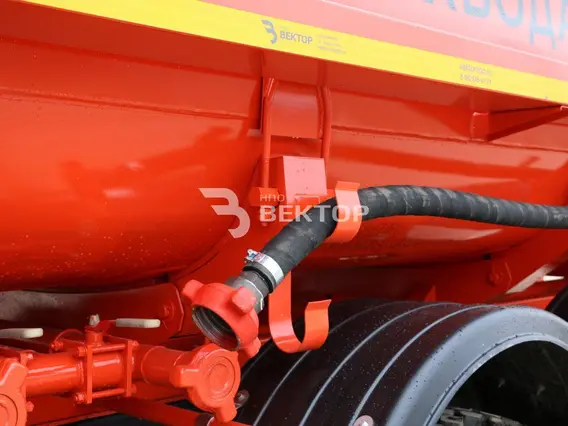 Нефтевоз Камаз 43118  б/у фото 21
