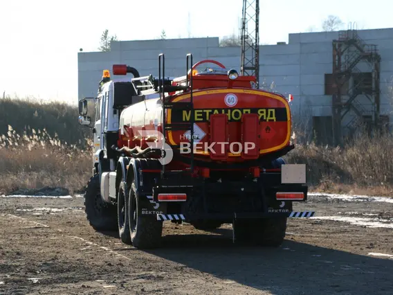 Нефтевоз Камаз 43118  б/у фото 7