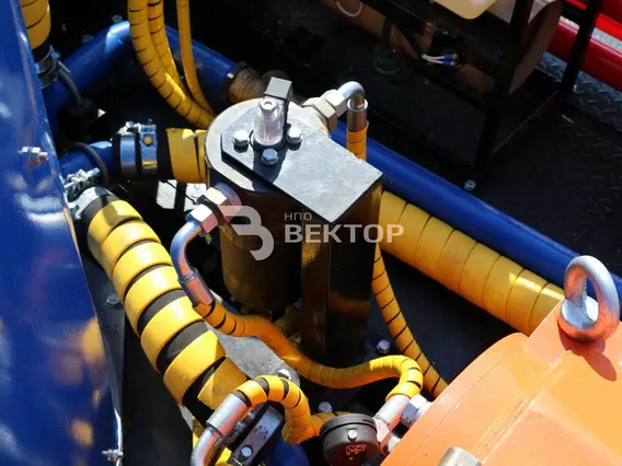 Техника для нефтедобычи Камаз 6522  б/у фото 15