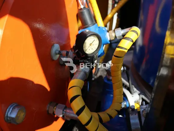 Техника для нефтедобычи Камаз 6522  б/у фото 22