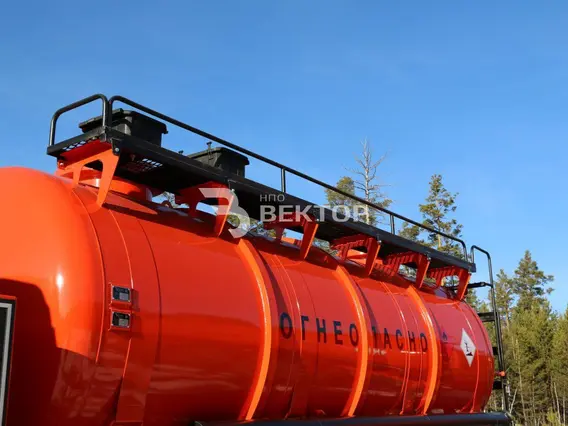 Нефтевоз Камаз 43118  б/у фото 12