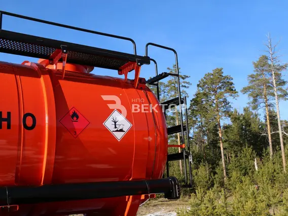 Нефтевоз Камаз 43118  б/у фото 13