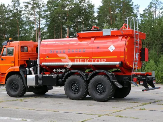 Нефтевоз Камаз 43118  б/у фото 5