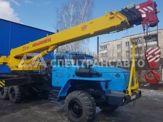 Автокран Ивановец 45717  б/у