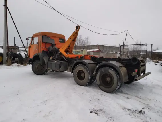 Мусоровоз Камаз 65115 2010 года б/у