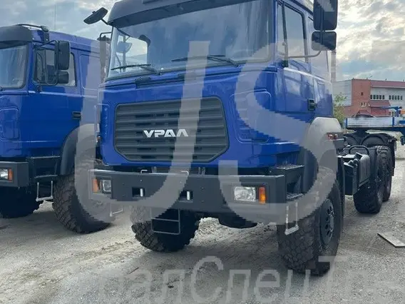 Тягач Урал 44202-3511-82Е5 2025 года новый