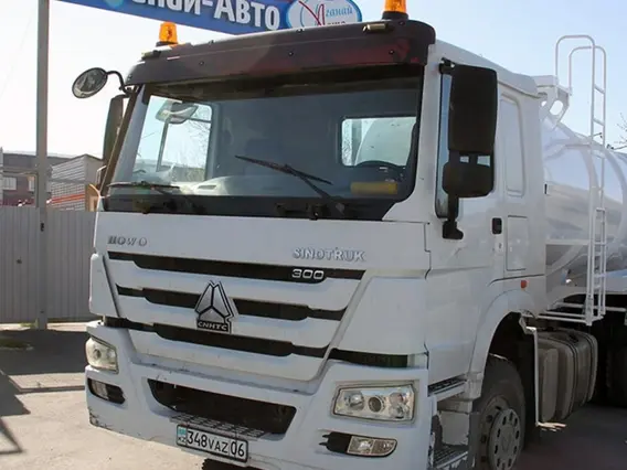 Ассенизатор Howo Sinotruk 2026 года новый фото 2