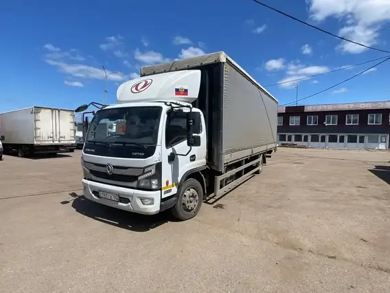Тентованный грузовик Dongfeng C120L 2023 года б/у фото 3
