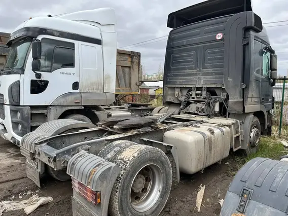 Седельный тягач Mercedes-Benz Actros 2018 года б/у фото 7