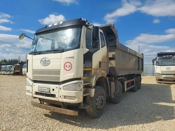 Самосвал FAW J6 2023 года б/у фото 4