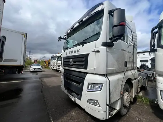 Седельный тягач SITRAK c7h 2023 года б/у фото 4