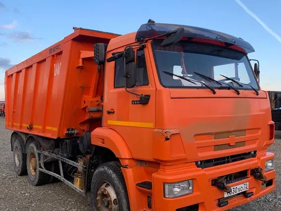 Самосвал Камаз 6520 2016 года б/у