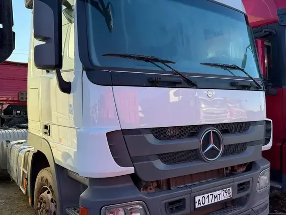 Седельный тягач Mercedes-Benz Actros 2017 года б/у