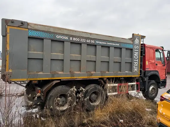 Самосвал Howo HW76 2021 года б/у фото 5