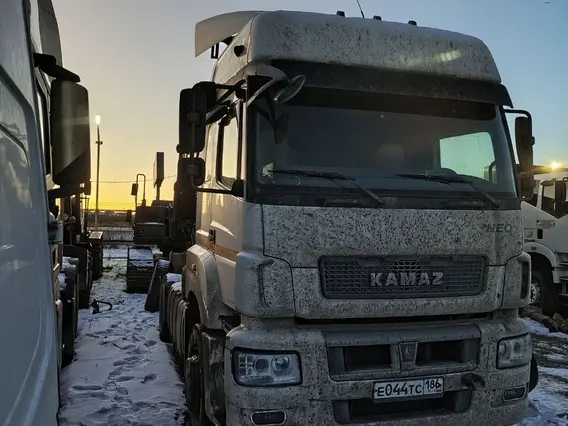 Седельный тягач Камаз 5490 2018 года б/у фото 2