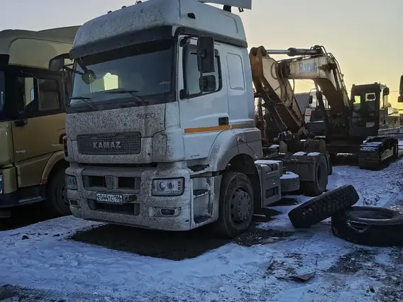 Седельный тягач Камаз 5490 2018 года б/у фото 4