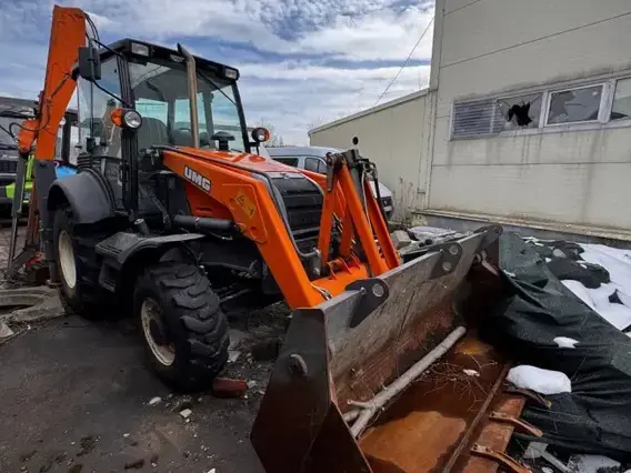 Экскаватор-погрузчик UMG TLB 827 2023 года б/у