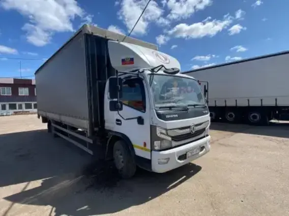 Тентованный грузовик Dongfeng C120L 2023 года б/у