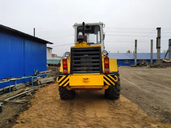 Фронтальный погрузчик амкадор ТО18Б3 2005 года б/у фото 9
