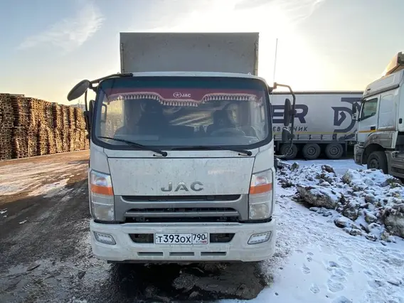 Бортовой грузовик JAC N120 2023 года б/у фото 3