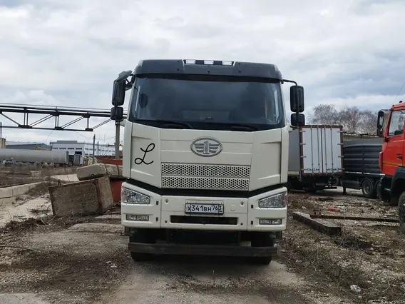 Самосвал FAW J6 2023 года б/у фото 2