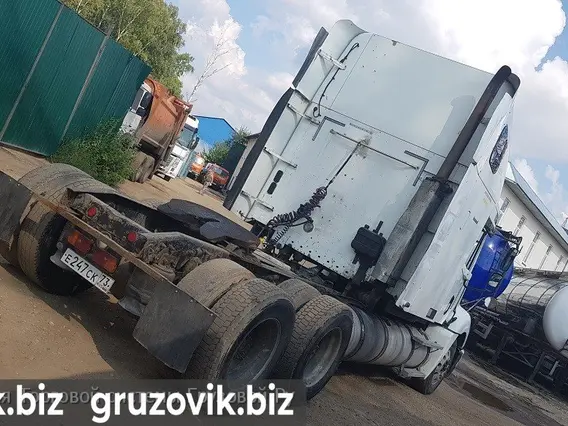 Тягач Freightliner CL120 2003 года б/у фото 17