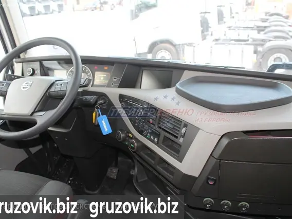 Тягач Volvo FH13 2017 года б/у фото 10