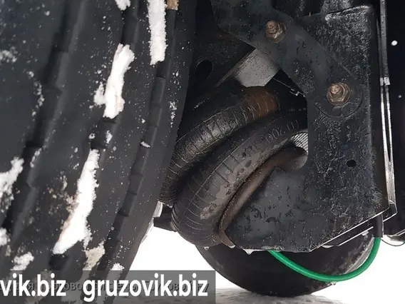 Шторный полуприцеп Kogel Cargo Strong SN 24 P 120V-1.130 2019 года б/у фото 7