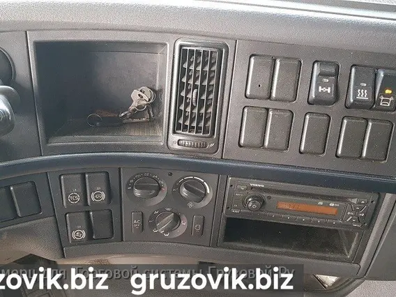 Тягач Volvo FH13 2013 года б/у фото 10