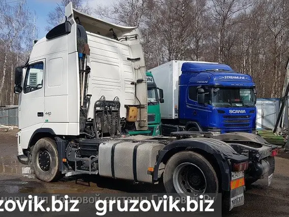 Тягач Volvo FH13 2013 года б/у фото 21