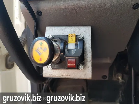Тягач DAF CF FTT 85.460 2017 года б/у фото 9