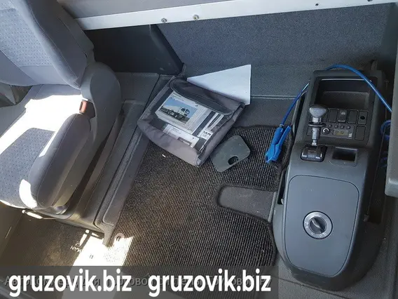 Тягач MAN TGА 2005 года б/у фото 4