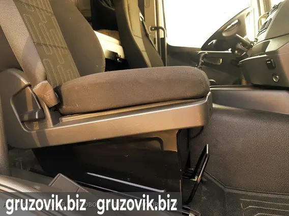 Тягач Mercedes-Benz Axor 1840 LS 2017 года б/у фото 15