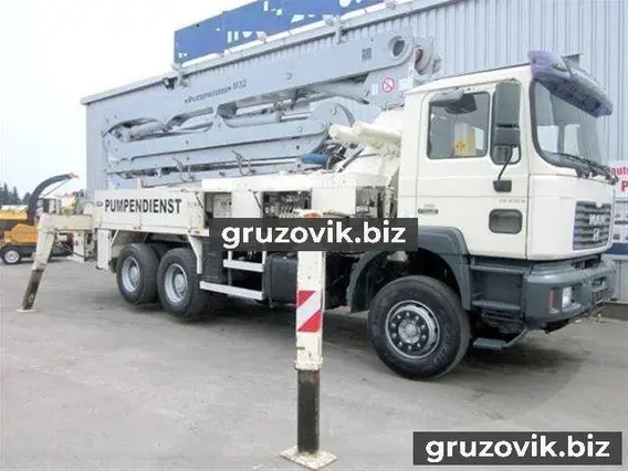 Бетононасос Putzmeister M 32 2002 года б/у фото 2