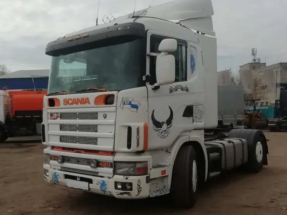 Тягач Scania R420 2002 года б/у