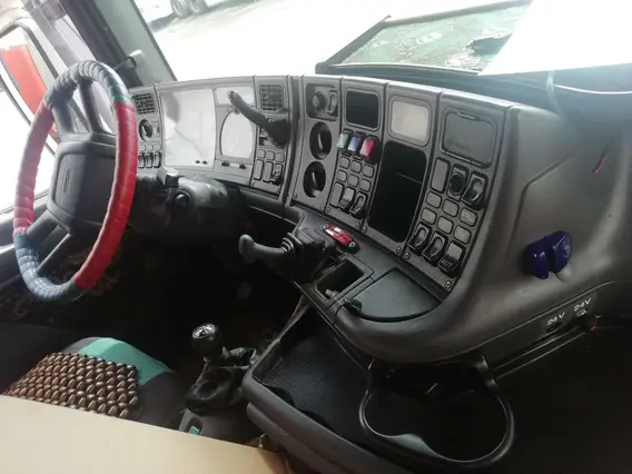 Тягач Scania R420 2002 года б/у фото 4