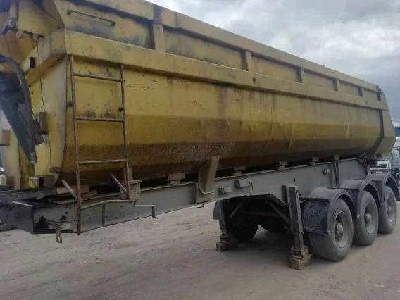 Самосвальный полуприцеп Cat DP30NT 2006 года б/у