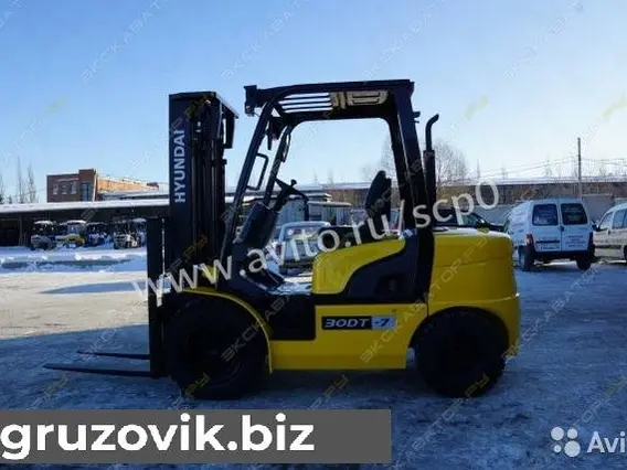 Вилочный погрузчик Hyundai 30DF-7 2017 года б/у фото 2