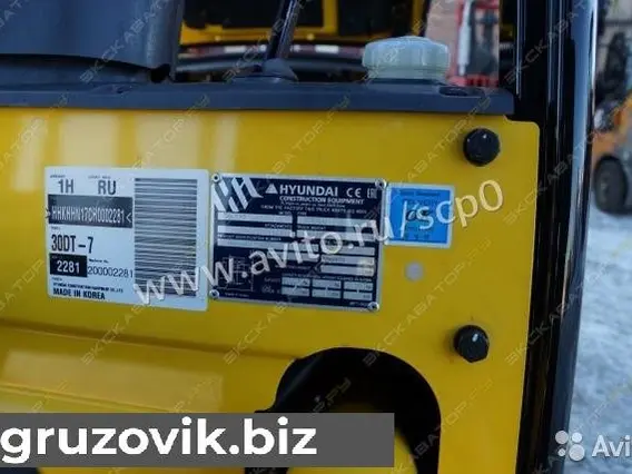 Вилочный погрузчик Hyundai 30DF-7 2017 года б/у фото 12