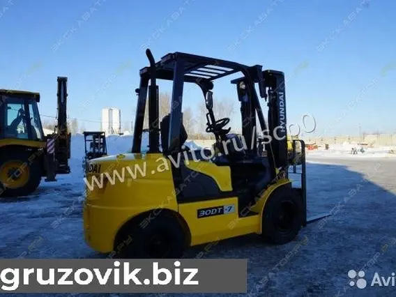 Вилочный погрузчик Hyundai 30DF-7 2017 года б/у фото 6