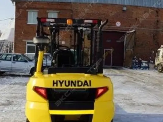 Вилочный погрузчик Hyundai 50D-9SA 2016 года б/у фото 4