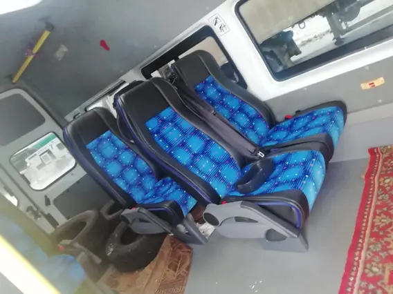 Микроавтобус Ford Transit 2013 года б/у фото 3