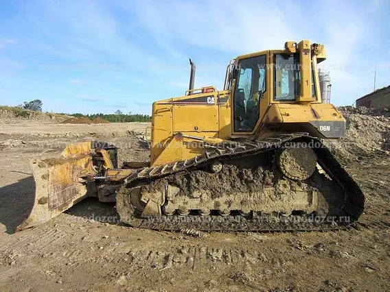 Бульдозер Caterpillar D6N LGP 2003 года б/у