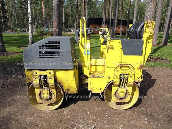 Дорожный каток Bomag BW 80 AD-2 2001 года б/у