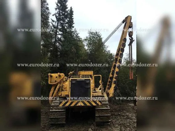 Дорожная техника Komatsu D355 2009 года б/у